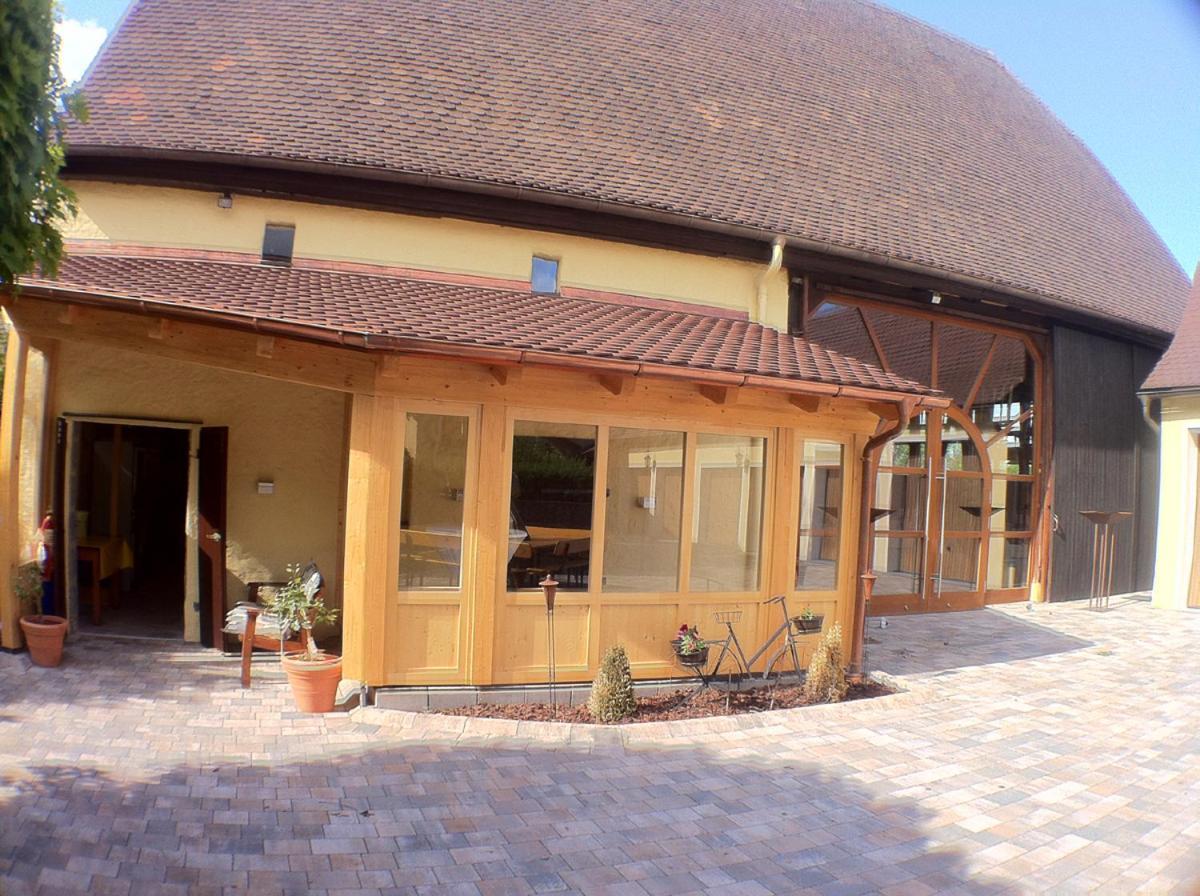 Landgasthof Scheubel Gremsdorf ภายนอก รูปภาพ